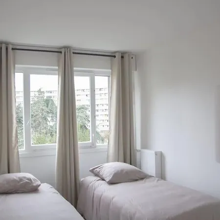 Appt 4 Pieces Pres De Paris/disney, 2 Sdb, 2 Wc Apartment